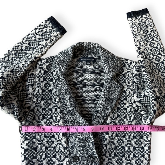 Banana Republic Women’s Alpaca Wool Blend Italian Yarn Button Front Sweater, XS - Picture 9 of 10